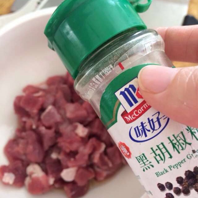 經典黑胡椒牛肉粒