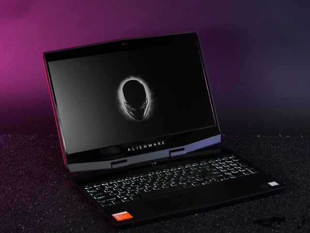 Alienware M15