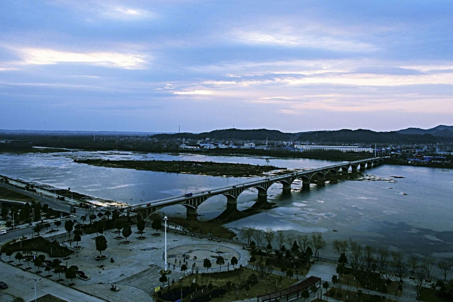 谷城南河大橋