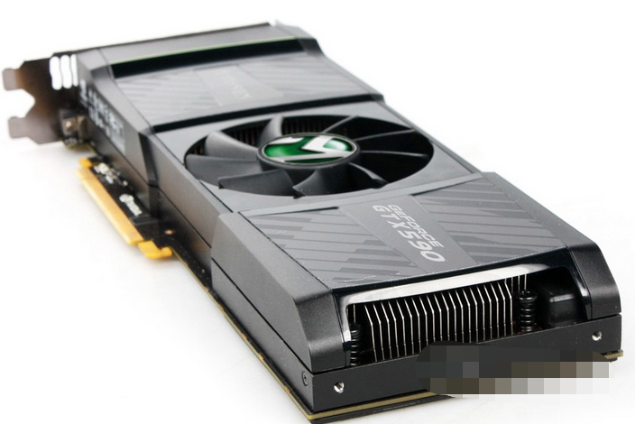 銘瑄 GTX590 終結者