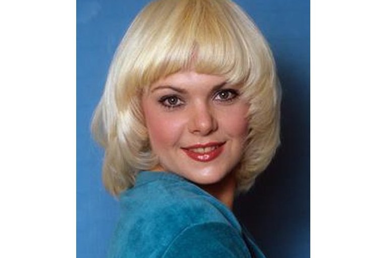 Ann Jillian