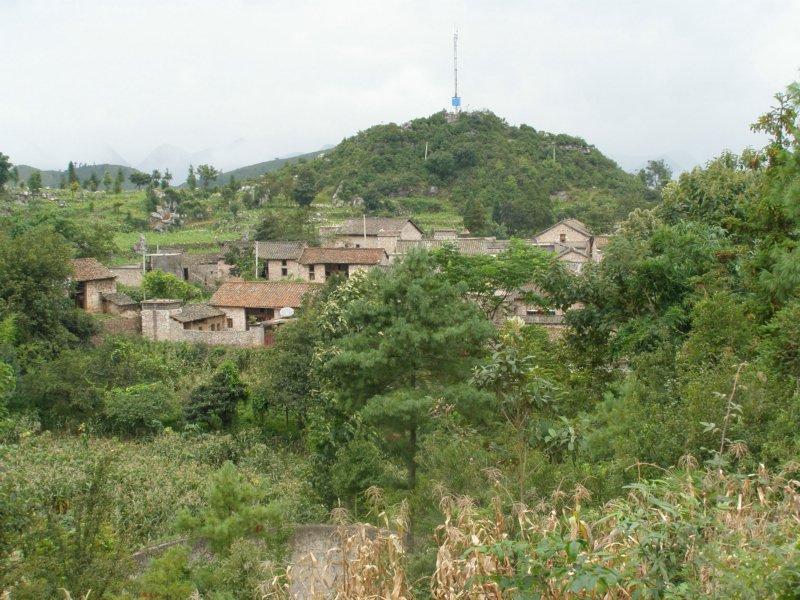 中白石岩村