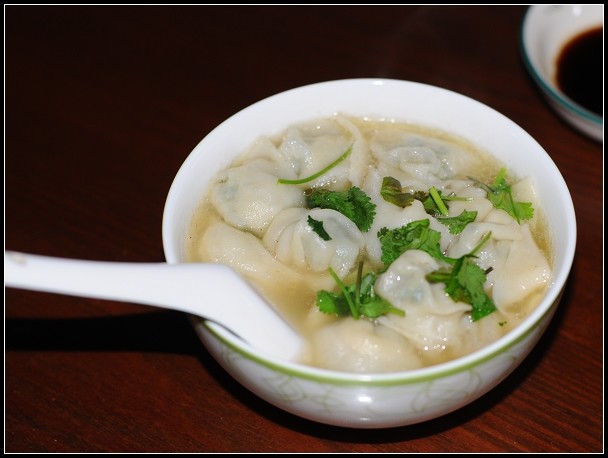 薺菜雞蛋大餛飩