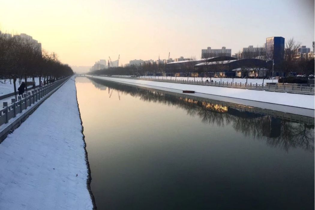 都江堰東風渠河湖公園