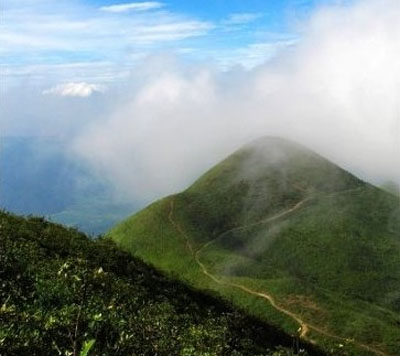 靈華山