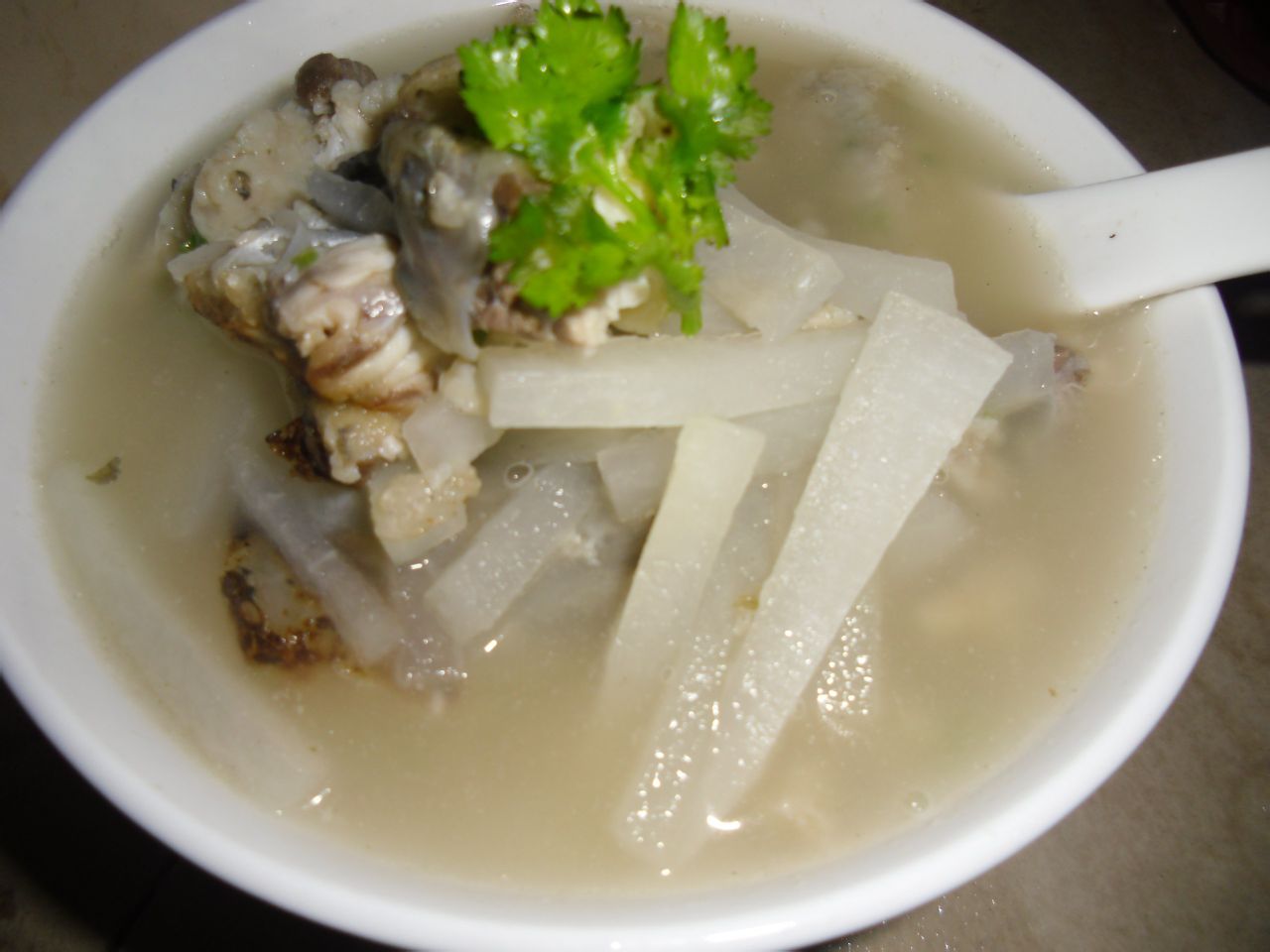 魚尾魚滑蘿蔔湯