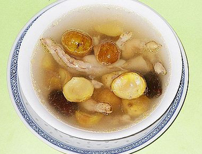 板栗豬瘦肉湯