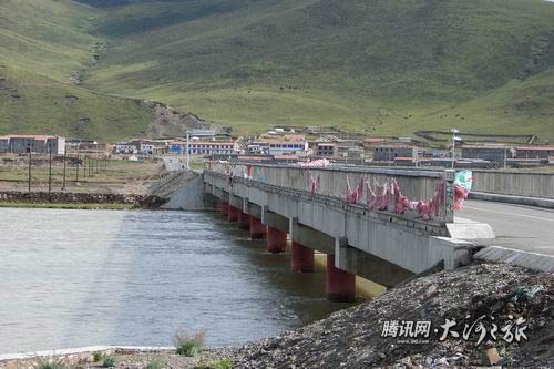 達日黃河公路二號大橋