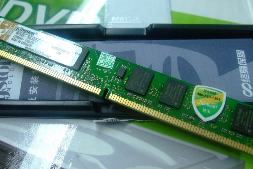 金士頓2GB DDR2 800(KVR800D2N6/2G-SP)