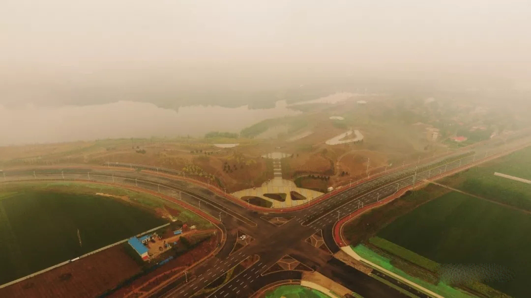 禹州潁河登善湖城市山地公園