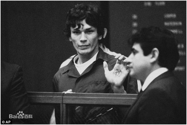 理察·雷瓦·拉米雷斯(Richard Ramirez)