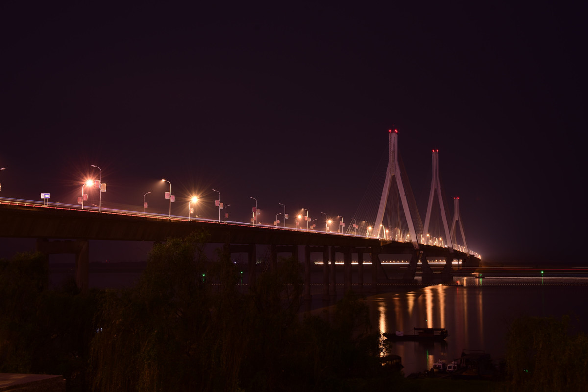 洞庭湖大橋夜景