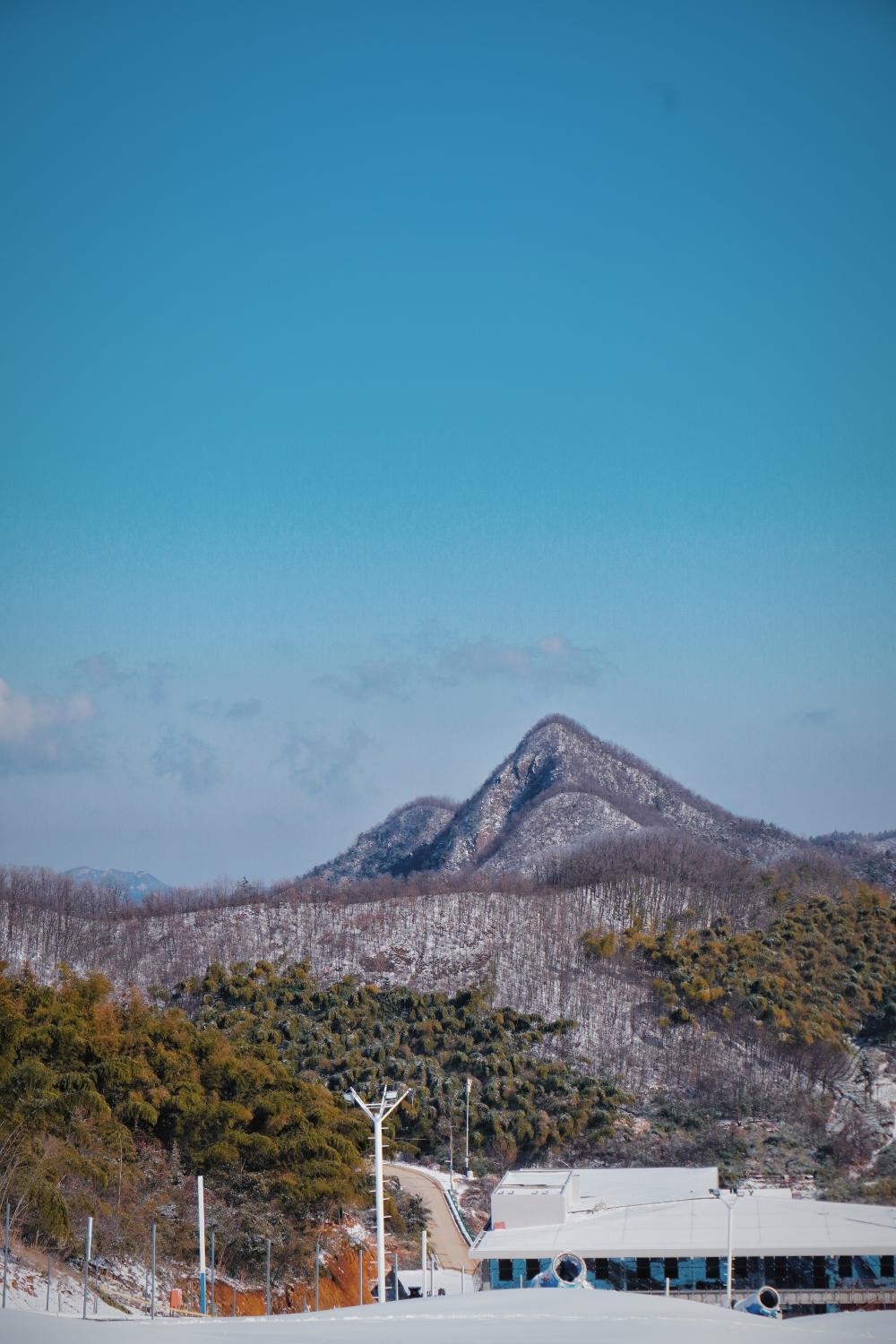 蓮花山滑雪場