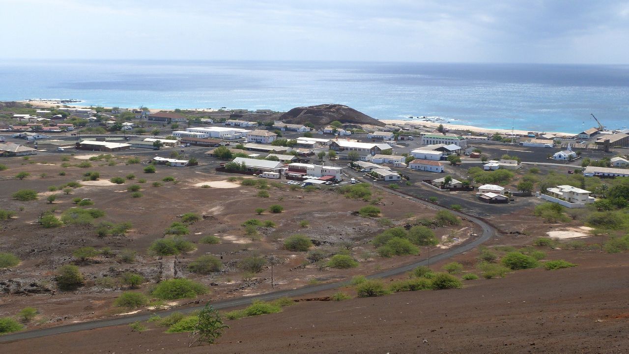 阿松森島