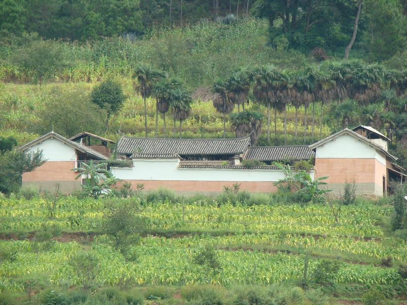 那路河自然村