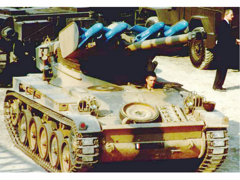 AMX-13輕型坦克(法國AMX-13輕型坦克)