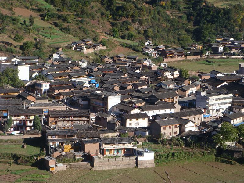 大灣山村(雲南省紅河州石屏縣異龍鎮大灣山村)