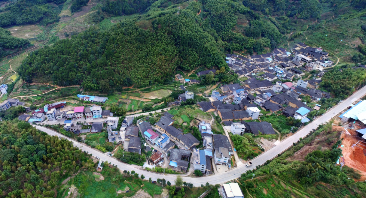 張屯村(福建南平政和縣鐵山鎮張屯村)