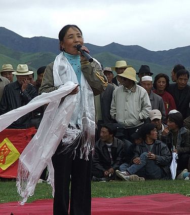 圖3 瞿曇寺花兒會上的演唱