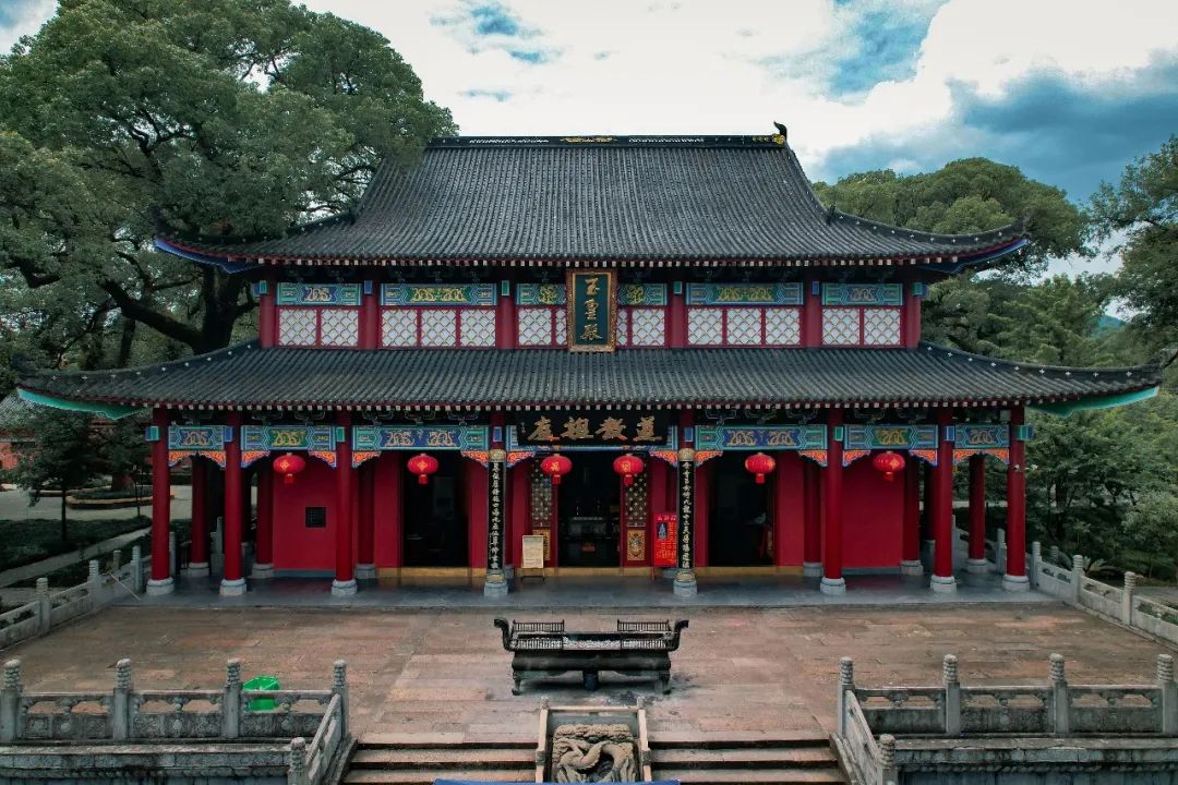 鷹潭市龍虎山風景名勝區(江西龍虎山地質公園)