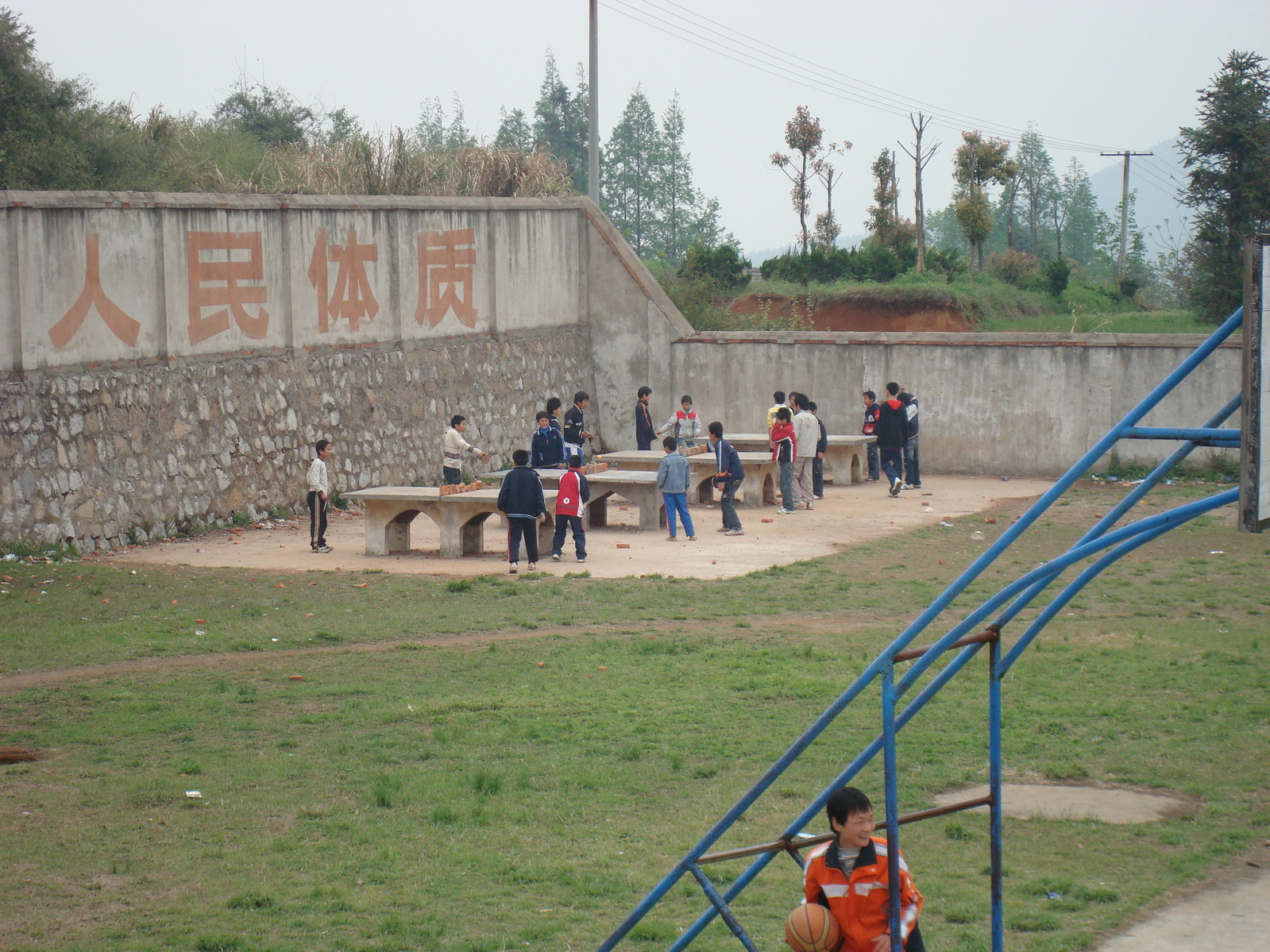 冶父山中學體育場