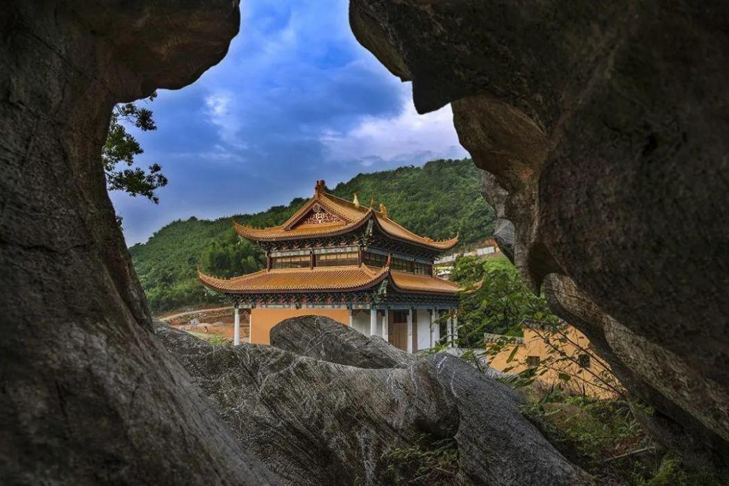 石盂寺