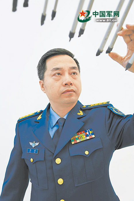 劉璘(空軍航空大學信息對抗系副教授)