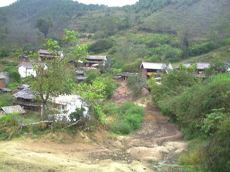 高明村(雲南雲龍縣關坪鄉下轄村)