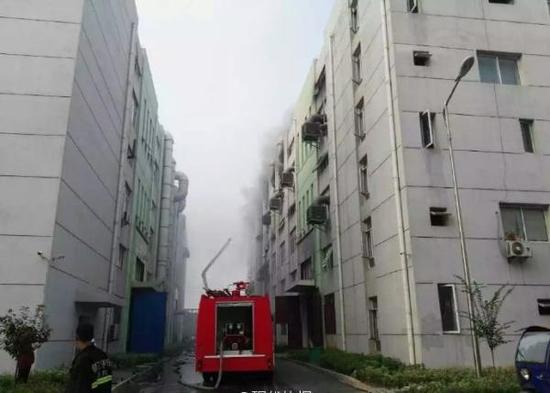 8·6江蘇一工業園區發生火災事件