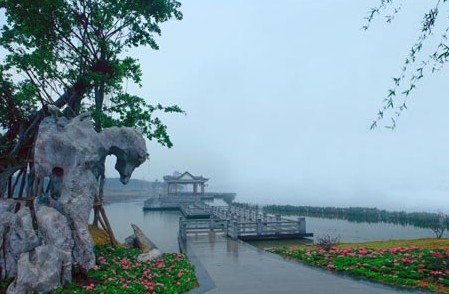 東莞松湖煙雨