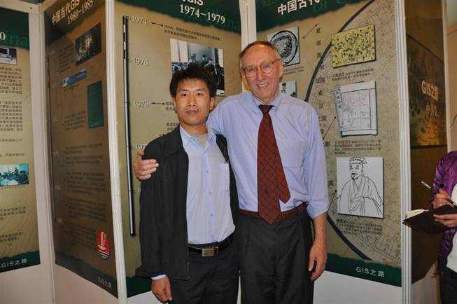 和Esri總裁Jack dangermond