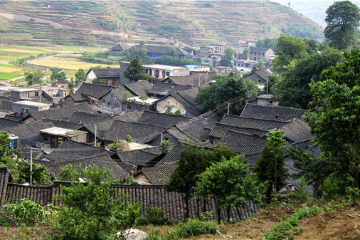 龍家水塘村