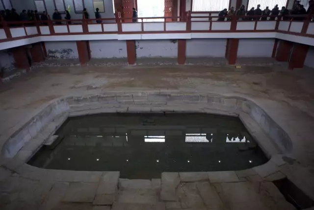 唐代華清宮皇室的澡池