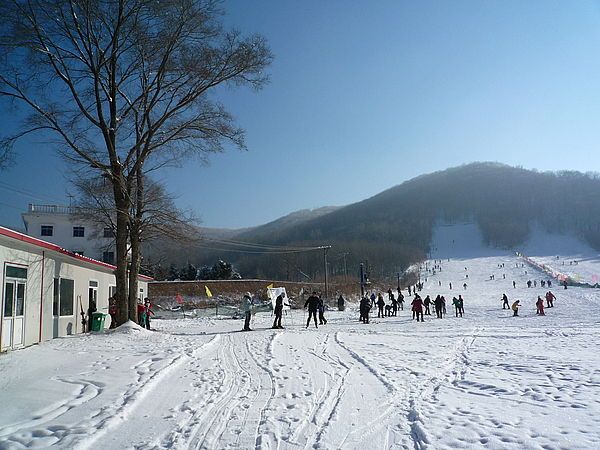 哈爾濱市阿城區玉泉北山滑雪場(玉泉北山滑雪場)