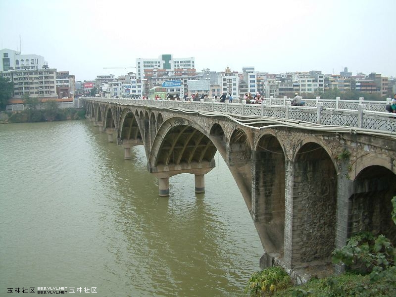 容縣繡江大橋