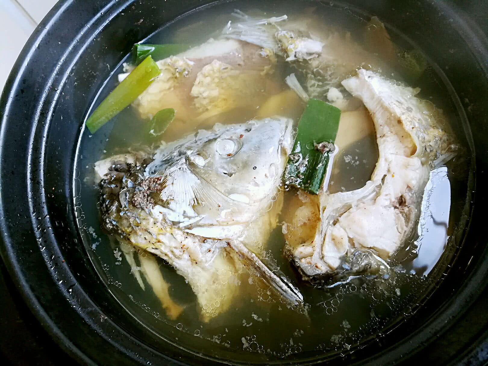 清燉鯉魚湯