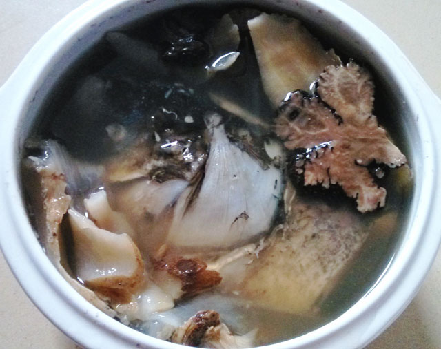 杜仲杞子鯉魚湯