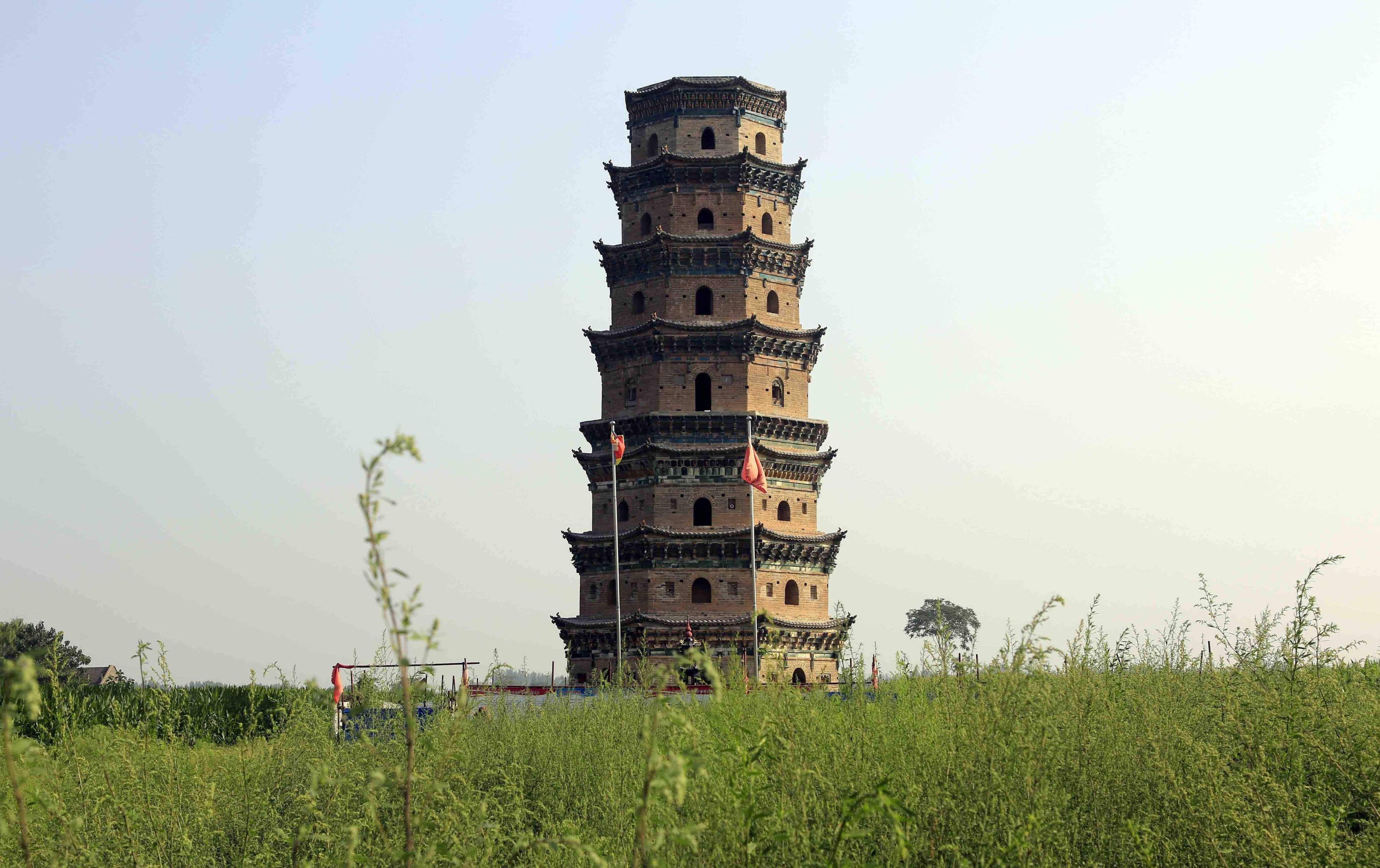 靈光寺琉璃塔