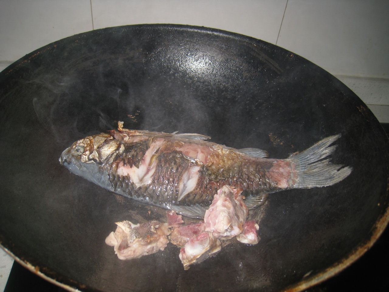 綿茵陳鯽魚湯