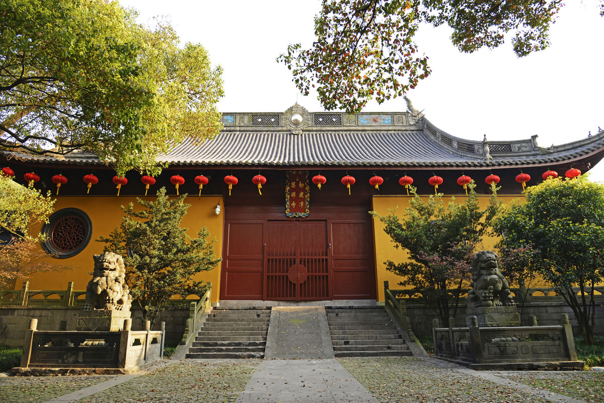 寺院山門石雕