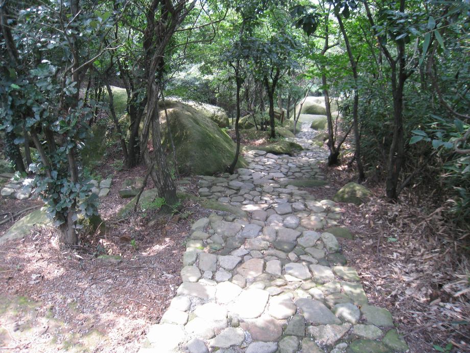 藏雲溪山道