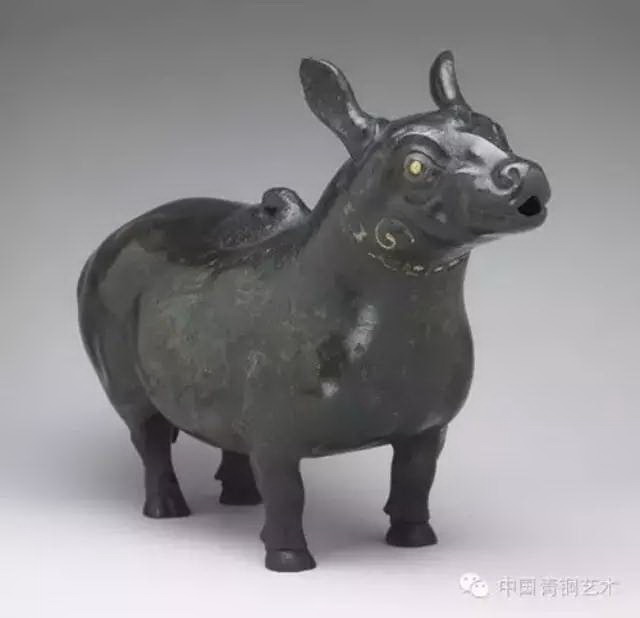 貘尊(漢代錯金銀嵌綠松石貘尊)