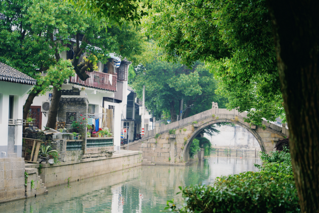 義學橋(中國上海市青浦區境內古橋)