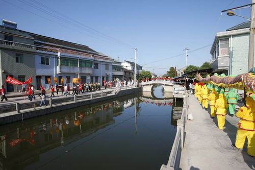 村河道兩岸