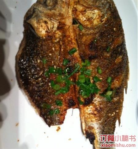 烤鯽魚