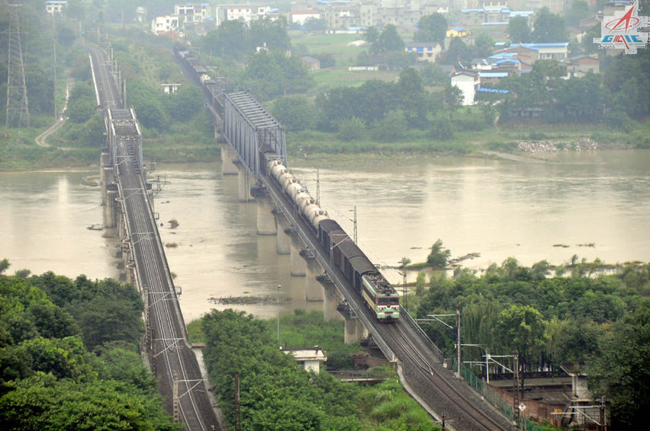 寶成鐵路涪江大橋