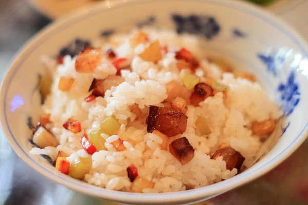 胡蘿蔔臘肉燜飯