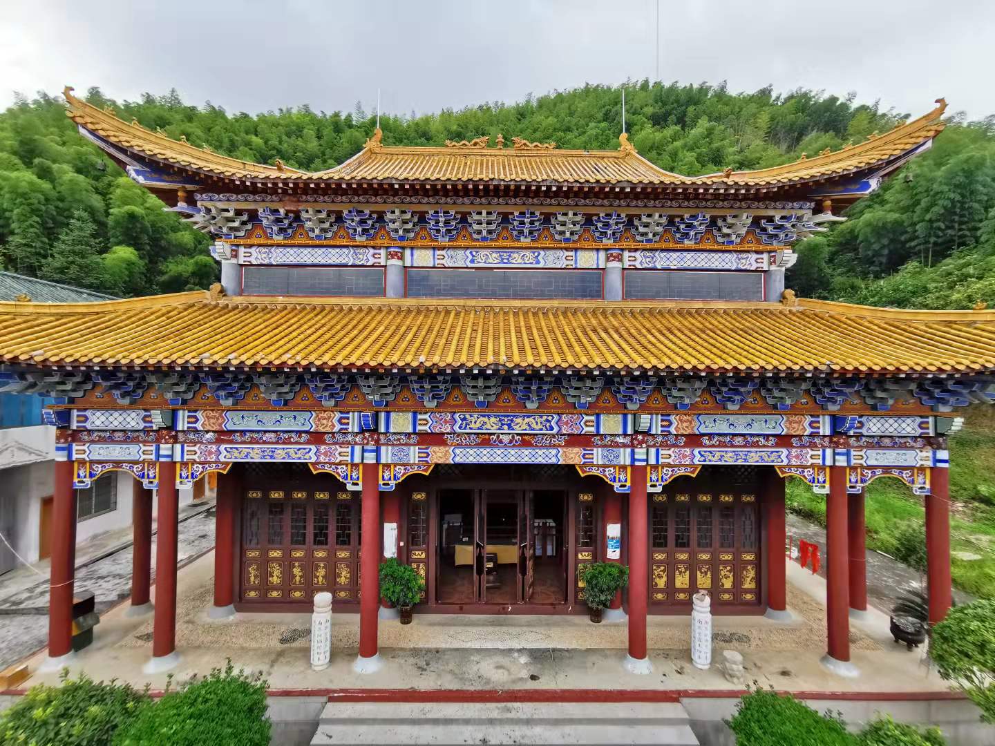 鹿苑寺(岳陽縣鹿苑寺)