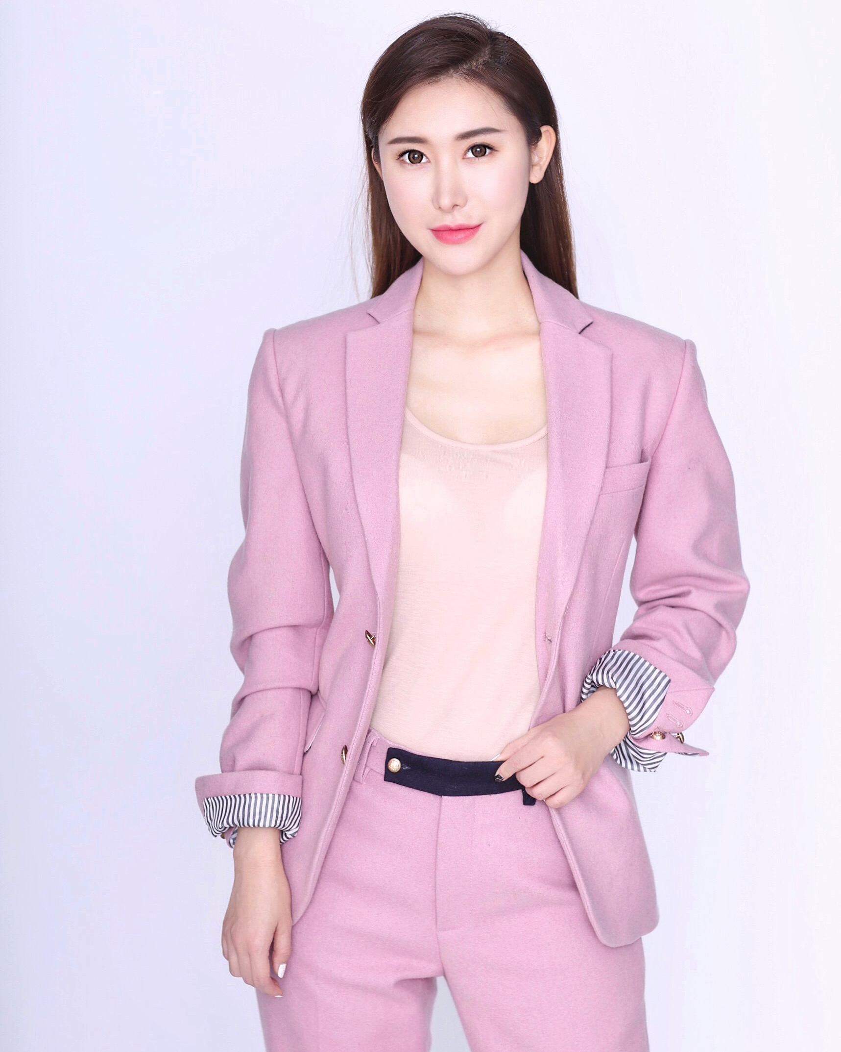 Elena Xu 徐習墨