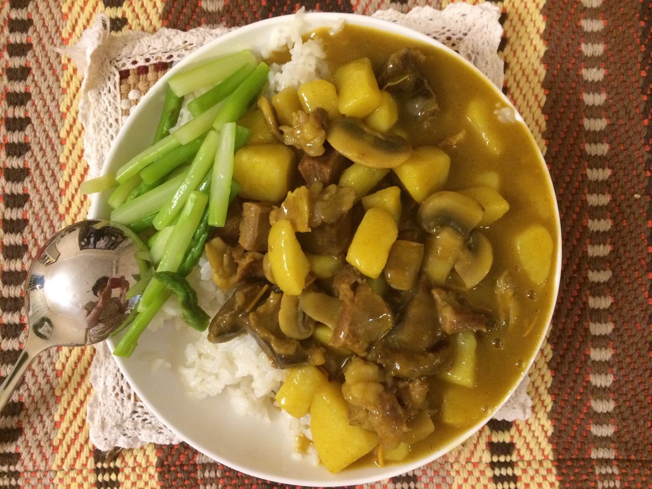 蘑菇土豆燉牛肉